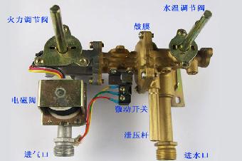 万和热水器开机显示F5维修方法